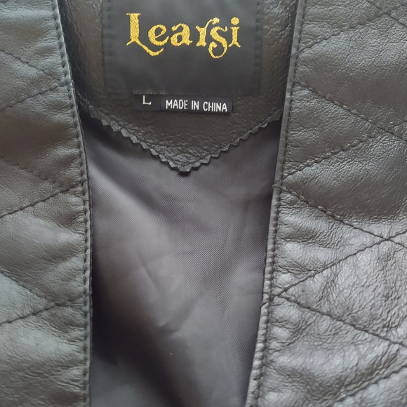 🚨Learsi Black Genuine Leather Vest - Picture 2 of 5